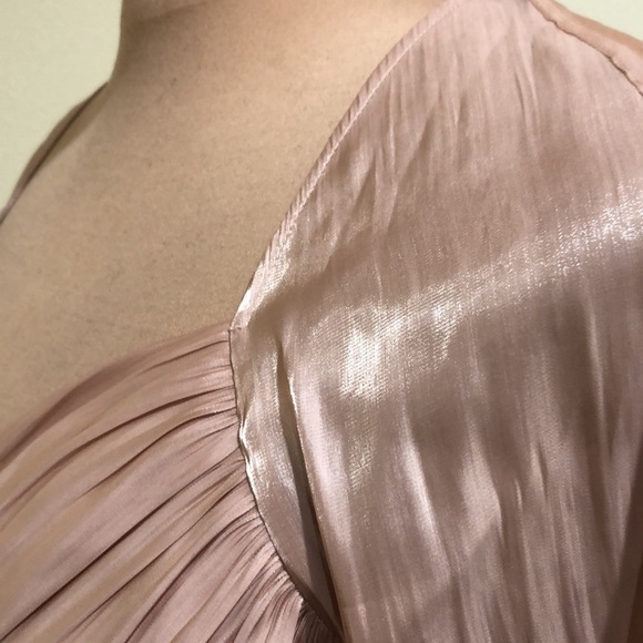 NWT Cinq a Sept Nina Maxi Dress Size 2 Iridescent Blush Pink Tiered Bell Sleeve - Picture 5 of 12